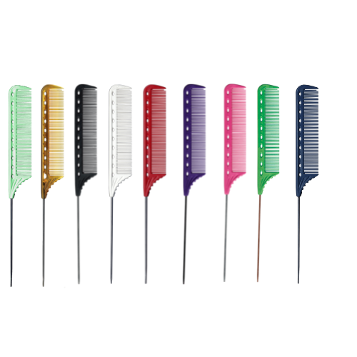 Y.S.PARK - Nr. 102                                                                                                                               Pinnkam med metallskaft designad med standardavstånd mellan tänderna för medellångt hår och normal textur. Perfekt för tupering, permanent och folieslingor.