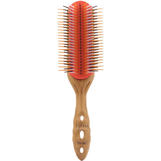 Y.S.PARK - Nr. 508                                                                                                                                         En perfekt borste för att räta ut kort till medellångt hår, samt luggar. De olika stiftraderna har olika färg för att på ett enkelt sätt kunna användas i utbildningssyfte. Borsten är tillverkad av teakträ och stiften av polyamid. Basen består av ett gummi som har samma hållbarhet som en barnnapp vilket ger borsten en mer flexibel känsla.