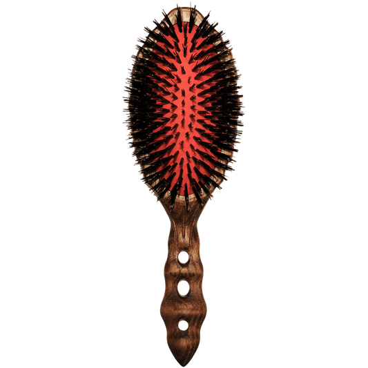 Y.S.PARK - Nr. 851                                                                                                                    En borste som är angenämt mjuk mot hårbotten. Tillverkad av lätt teakträ och 100% vildsvinsborst och för extra styrka har den värmetåliga nylonstift. Handtaget är utformat med en sådan lutning att handen inte kommer åt huvudet när man borstar samt med ventiliationshål för att en blöt hand ska torka snabbare och få ett bättre grepp.