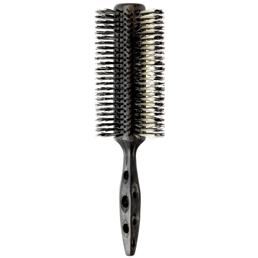 YSPARK - Extra Long - 110 EL2 Extra Long Styler har en extra lång design vilket gör att föntorkningen går extra snabbt tack vare att du behöver ha färre sektioner. Borsthuvudet är tillverkat med vildsvinsborst för glans och polyamidstift för att få bra grepp om håret. Kärnan är tillverkad av strandträ med ett överdrag av karbon med antistatiska egenskaper. Handtaget är ergonomiskt designat för maximal kontroll.