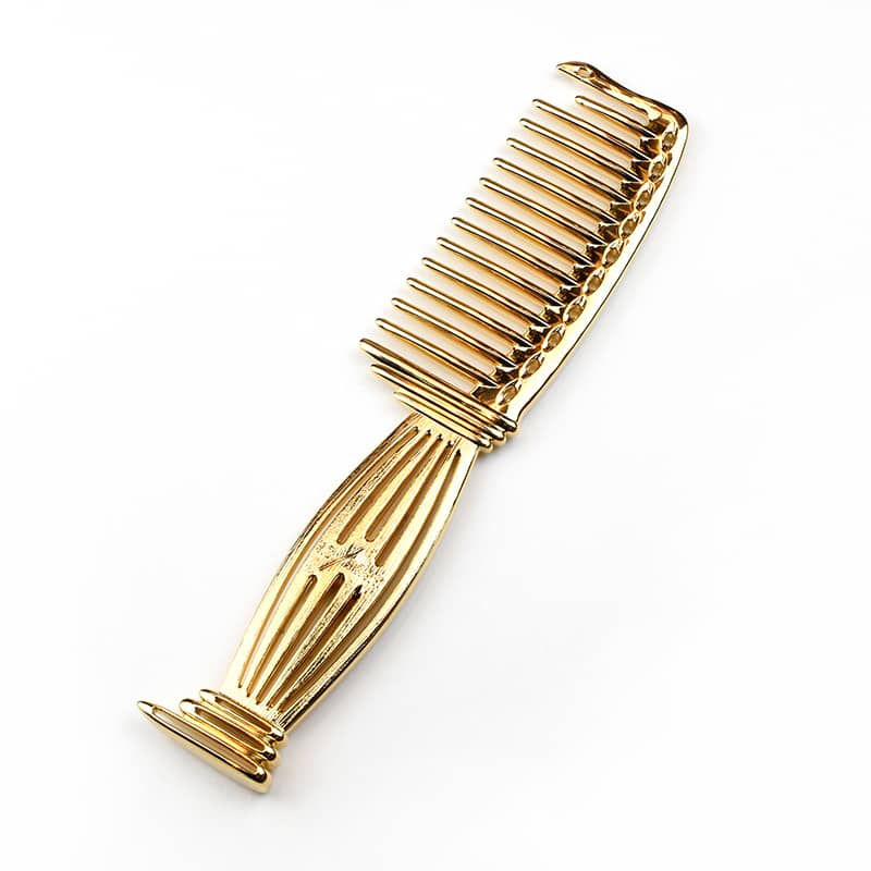 Parthenon serien kommer inspirationen till designen från Parthenontemplena i Grekland Kammen passar till klippning och schamponering Reder ut håret precis som om du använt fingrarna Funkar både i torrt och blött hår Första tanden är kortare för enkelt kunna dela upp håret Anti-statisk Färgen GOLD har dessutom en ytbehandling som är 100% polerad med 24K guld!!!!