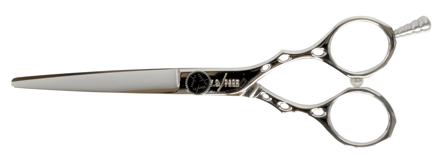 Y.S.PARK - Klippsax AS Original designen av kroppen passar en hand bra för att skapa en rytmiskt klippning tillsammans med den lätta och utmärkta kroppsbalansen. Den symmetriska välbalanserade kroppen möjliggör sköna och bra klippningar under långa arbetstimmar utan att trötta ut handen. Bladet på saxen är platt då denna passar utmärkt till exakta klippningar och när man håller i håret.  Fingerstödet går att fästa på båda sidor.